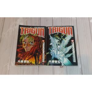 Trigun Deep Space Planet Future Gun Action Vol 1 & 2 Yasuhiro Nightow 1st Ed